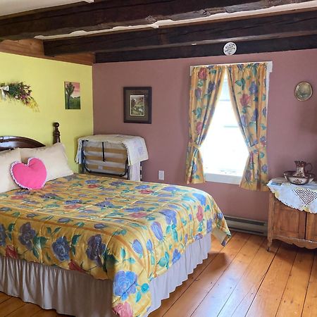 Mountainview Solitude Inn Riverside Bagian luar foto